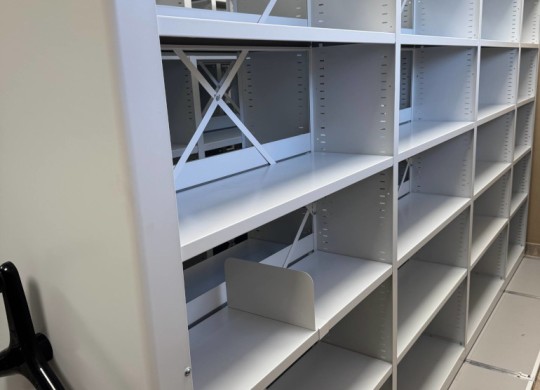 Выдвижные полки